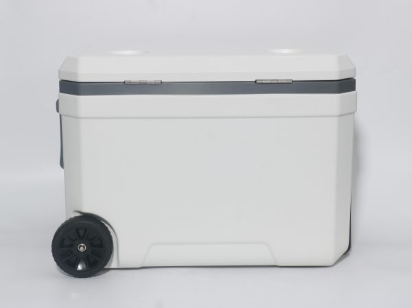 45L Outdoor Portable Wheel Refrigerated Food Cooler with Pull Handle - Image 2