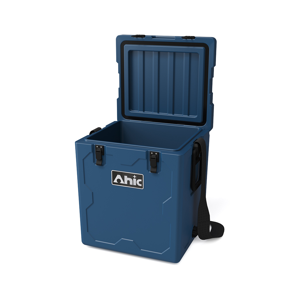 BH33 Hard Cooler with Shoulder Strap - Image 6